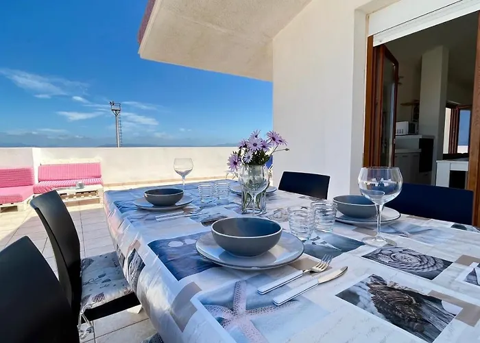 Attici Con Terrazzo Vista Mare Apartamento *