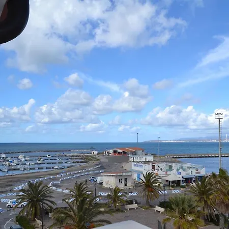 Attici Con Terrazzo Vista Mare Lägenhet