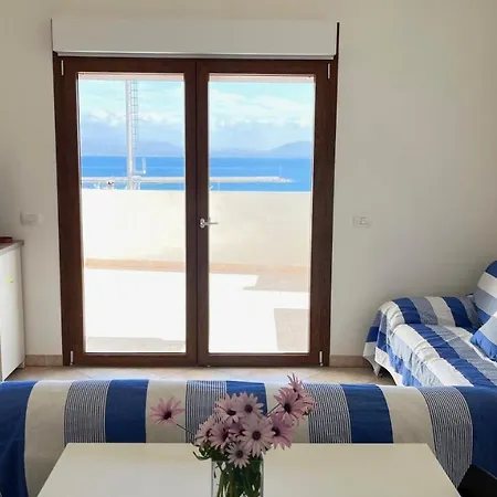 Attici Con Terrazzo Vista Mare