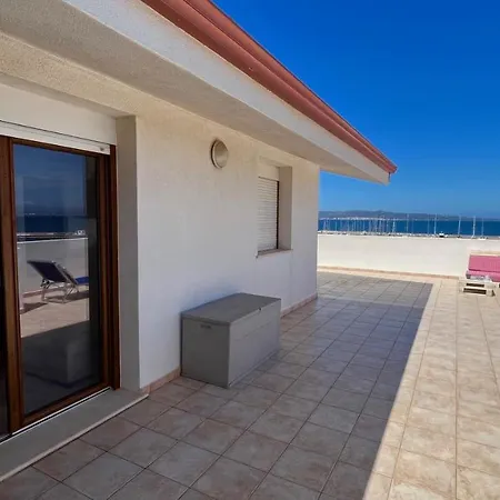 Attici Con Terrazzo Vista Mare Calasetta