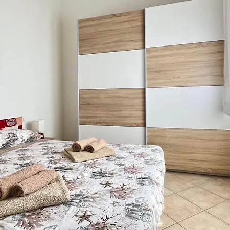 Attici Con Terrazzo Vista Mare Апартаменты *