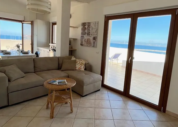 Attici Con Terrazzo Vista Mare Calasetta