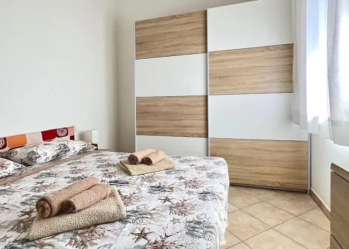 Attici Con Terrazzo Vista Mare Daire *